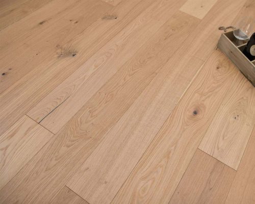 Sample flooring image of LW Flooring Sonoma Valley Collection - Madeira - SVWO12MA7P