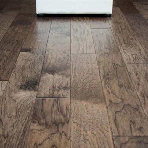 Sample flooring image of LW Flooring Traditions Collection - Mocha - HSAH10M5