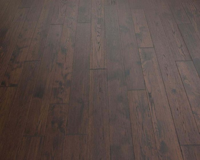 Sample flooring image of LW Flooring Traditions Collection - Wild Blackberry - TCAH12WB6