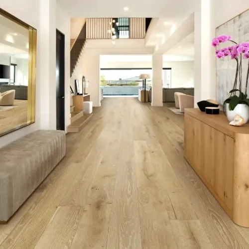 Flooring sample of DM Flooring Silver Oak Reserve Collection - Hazel DMSORSV-108