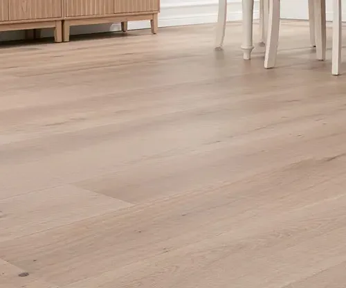 Flooring sample of Fuzion Southern Prestige Collection - Honeyed Hearthwood SPOAK240HHW