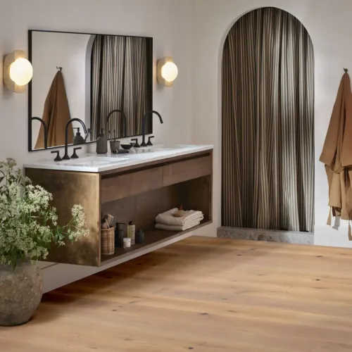 Flooring image of Anderson Tuftex - Chateau Oak Collection - Balustrade - AA847-11093