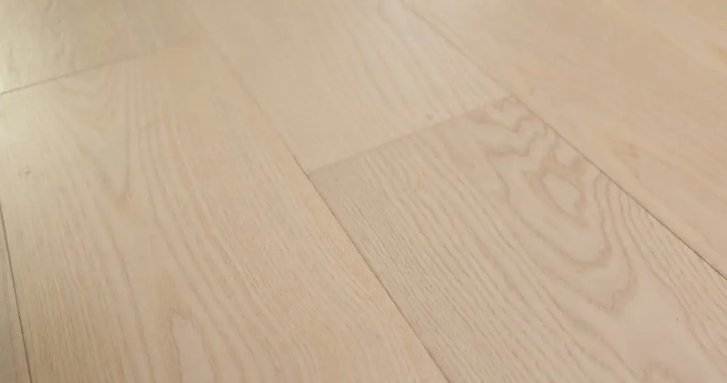 Flooring image of Anderson Tuftex - European Ash Collection - Plaza - AA845-11088